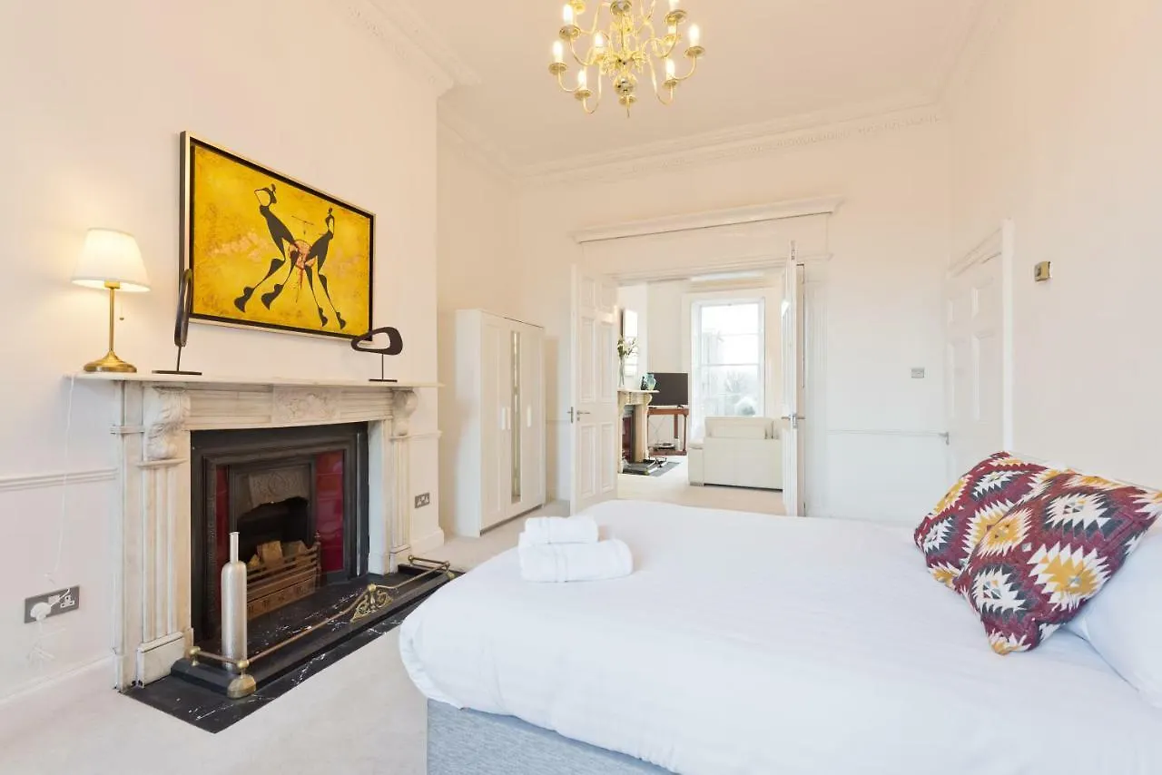 The Patrick Kavanagh Suite - Hiphipstay Dublin
