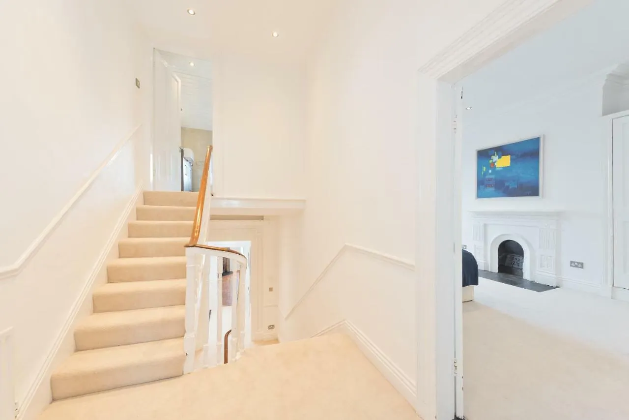 The Patrick Kavanagh Suite - Hiphipstay Dublin